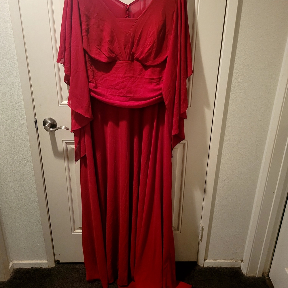 Elegant Red Maxi Dress